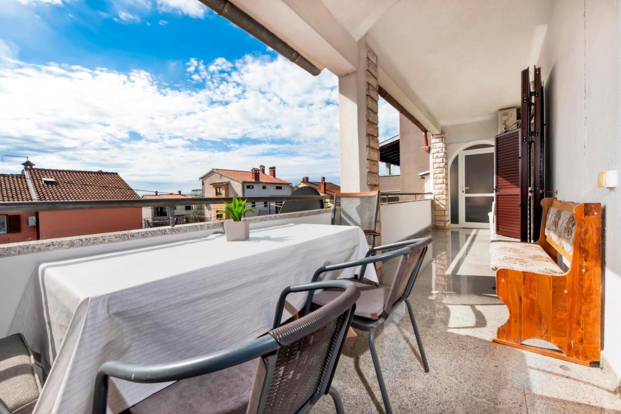Apartments Divna Rovinj Exteriör bild
