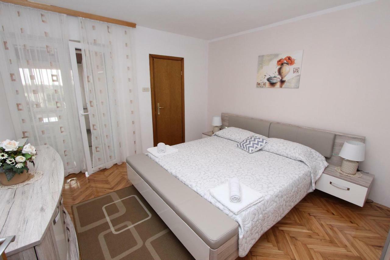 Apartments Divna Rovinj Exteriör bild