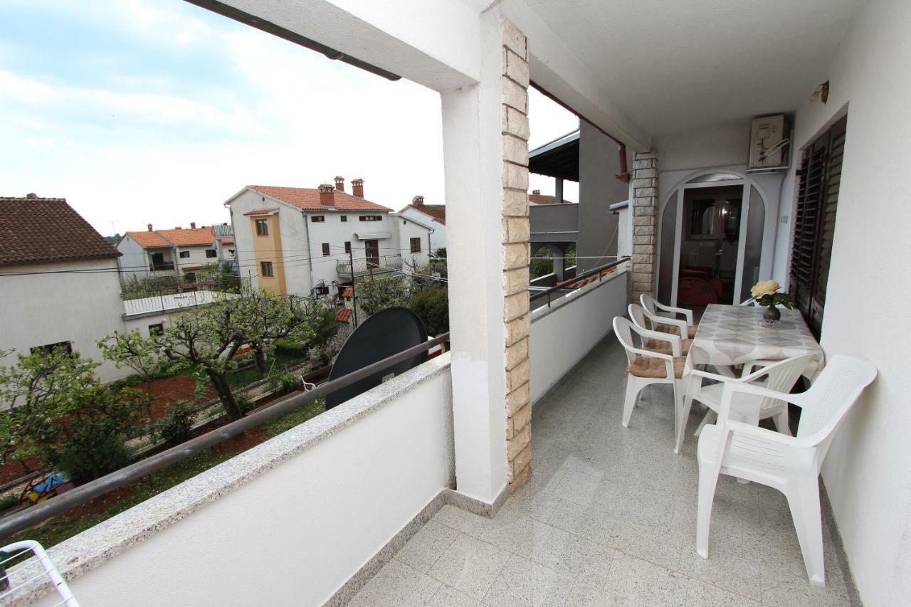 Apartments Divna Rovinj Exteriör bild