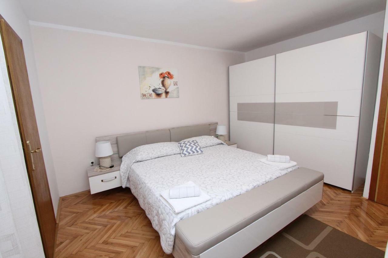 Apartments Divna Rovinj Exteriör bild